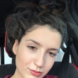 Meet your Posher, Raeanna